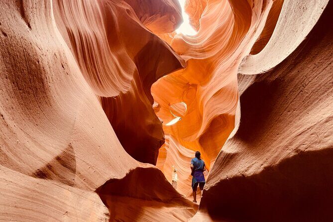 2-Day Grand Canyon, Antelope Canyon, Monument Valley and Sedona - Sedona Red Rocks: Chapel of the Holy Cross, Airport Mesa, and Uptown Time