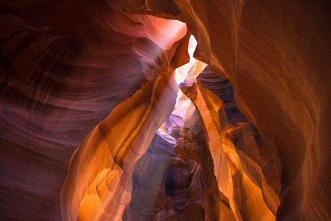 Antelope Canyon and Horseshoe Bend Small Group Tour from Vegas - Navajo guides and the 4x4 ride: what makes this more than a check-the-box tour