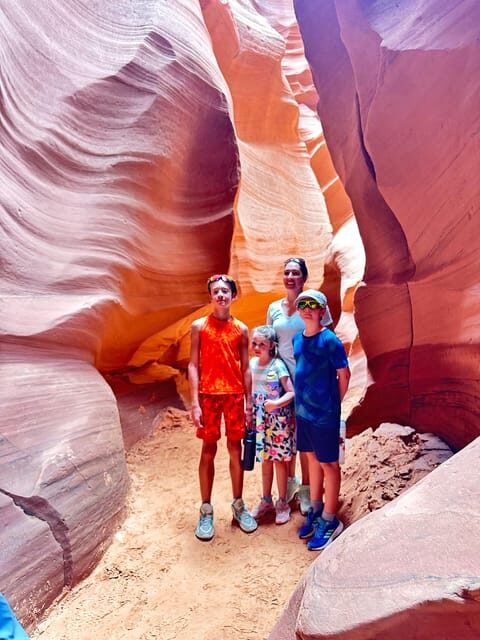 Antelope Canyon and Horseshoe Bend Vip small group tour - Antelope Canyon: Guided Walks, Narrow Passages, and Photo-Friendly Timing