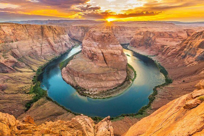 Antelope Canyon & Horseshoe Bend with Lunch - Antelope Canyon With a Certified Navajo Guide: Light, Slots, and Corkscrew Walls