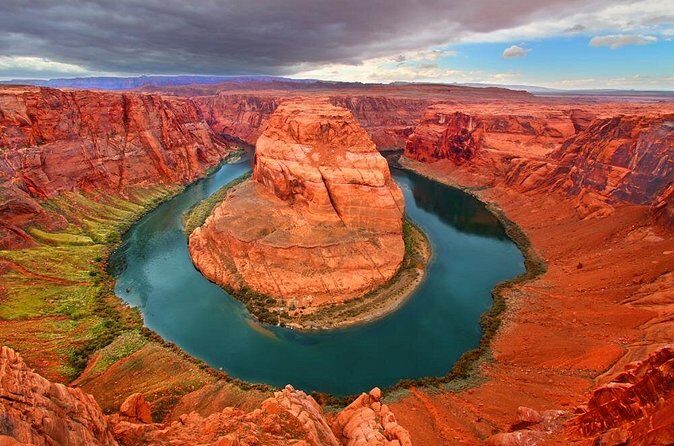 Antelope Canyon Prime Time, Glen Canyon, Horseshoe Bend 4 Hours Sightseeing Tour - Glen Canyon Dam Overlook: the short walk with big context