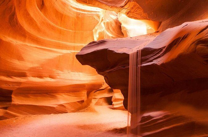 Antelope Canyon Prime Time, Glen Canyon, Horseshoe Bend 4 Hours Sightseeing Tour - What to pack and how to prepare (so the day feels good)