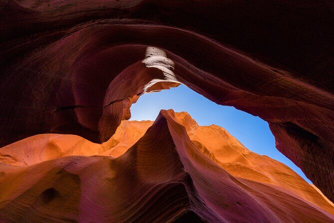 Deer Canyon Adventure through Antelope Canyon - Why Deer Canyon Feels Like a Side Door to Antelope Country