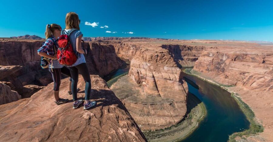 From Flagstaff: Antelope Canyon and Horseshoe Bend - Van comfort and small-group energy (the part that saves your day)