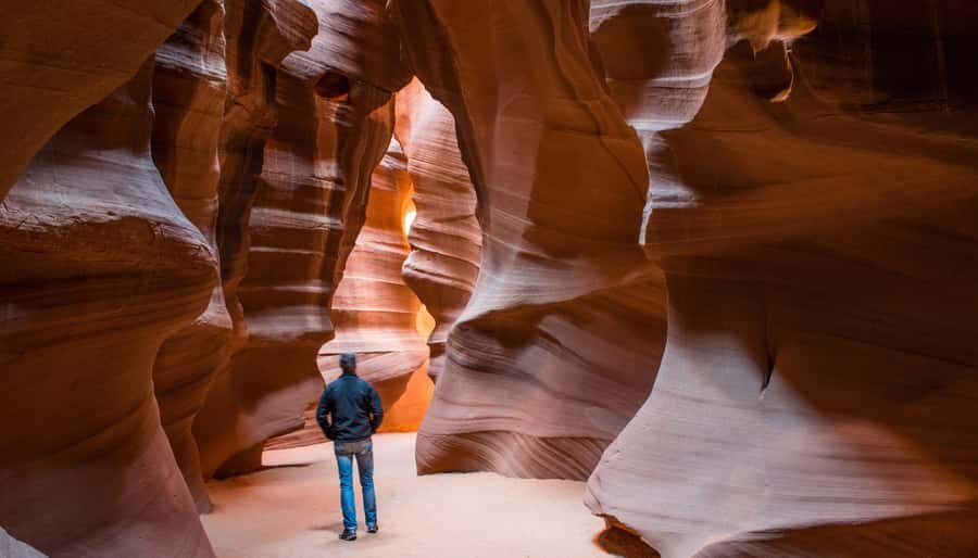 From Sedona: Antelope Canyon and Horseshoe Bend Tour - Sedona pickup and the ride north in a comfortable van