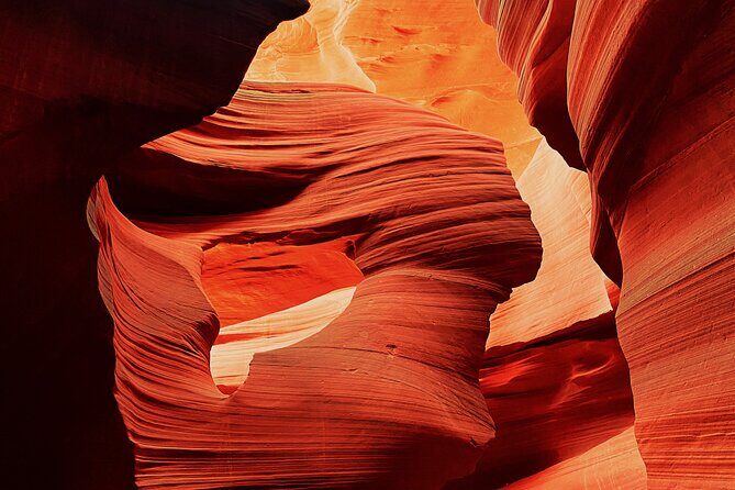 Guided Antelope Canyon & Horseshoe Bend Day Tour from Las Vegas - St. George stop: breakfast break with a cultural touch