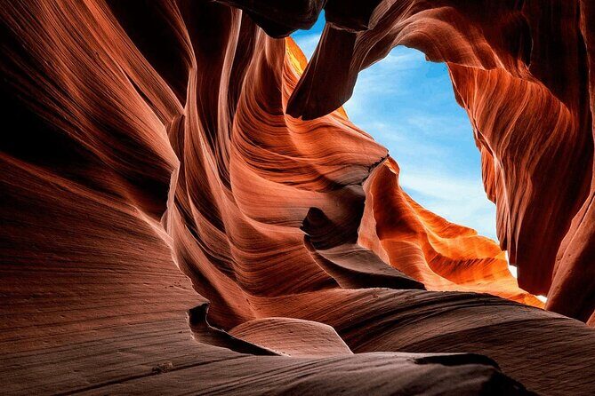 Half Day Lower Antelope Canyon + Horseshoe Bend Combo Tour from Page - Lower Antelope Canyon: where the light turns your photos magical