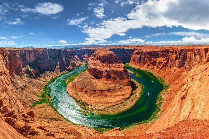 Horseshoe Bend Self-Guided Walking Audio Tour - Where the tour fits: Horseshoe Bend and Page in one loop