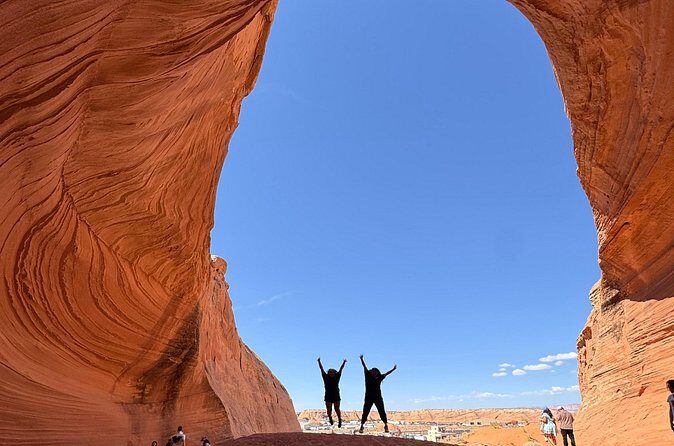 Iconic 3:Horseshoe Bend,Antelope Canyon Boat Tour & Shell Cave - Horseshoe Bend Walk: the 1.2-mile route to a 1,000-foot cliff