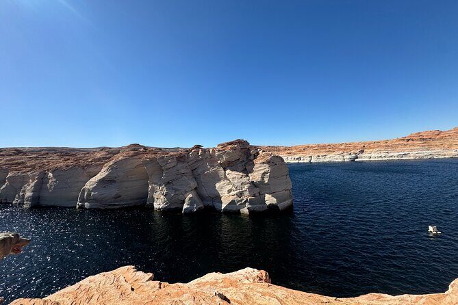 Lake Powell Guided Kayak and Water Antelope Canyon Tour - Paddling Lake Powell: what the “performance kayak” feels like