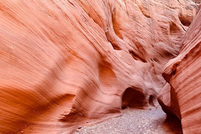 Lake Powell Guided Kayak and Water Antelope Canyon Tour - Meeting at Antelope Point Launch Ramp: how to avoid the stress spiral