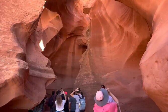Las Vegas ：Antelope Canyon, Grand Canyon, Zion 2 Days Tour - Day 2: Lower Antelope Canyon with Navajo Guidance