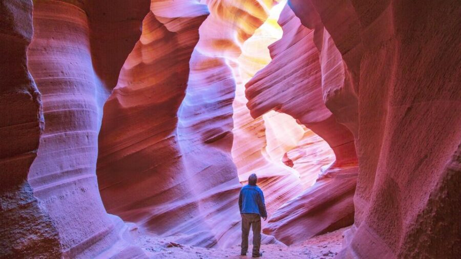 Las Vegas: Antelope Canyon & Horseshoe Bend Tour - Hotel Pickup and the Long Ride From Las Vegas