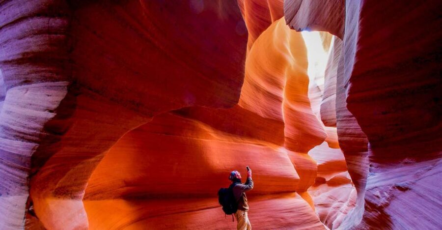 Las Vegas: Antelope Canyon & Horseshoe Bend Tour with Pickup - The long drive: vans, comfort, and why rest stops matter