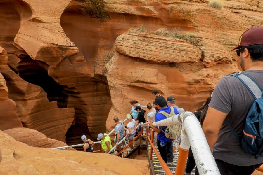 Las Vegas: Antelope Canyon & Horseshoe Bend Tour with Pickup - Should you book this Antelope Canyon and Horseshoe Bend tour from Las Vegas?