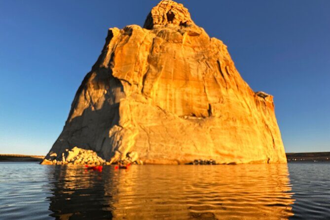 Lone Rock Beach kayak/paddleboard tour - Kayak or SUP Coaching With an Obstacle-Course Twist