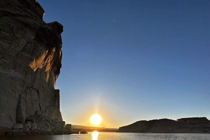 Lone Rock Beach kayak/paddleboard tour - How This Sets You Up for Antelope Canyon the Next Day