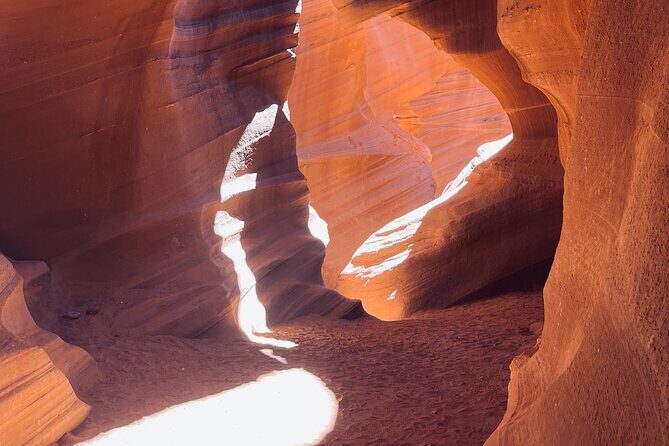 Lower Antelope Canyon General Guided Tour - Timing Tips: Avoid Crowds and the Feeling of Being Rushed