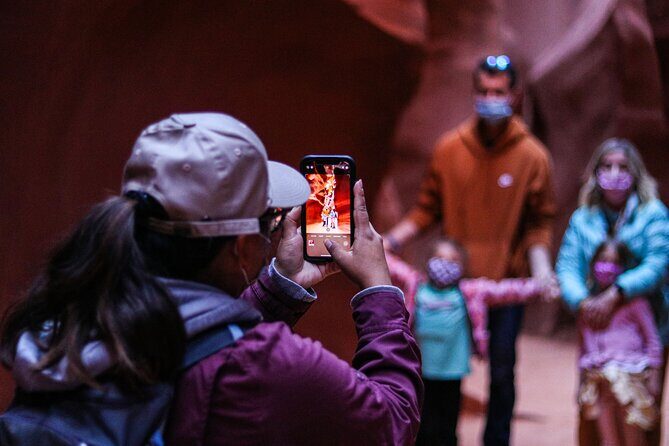 Lower Antelope Canyon Hiking Tour - What the guide adds: culture, botany, and the human touch