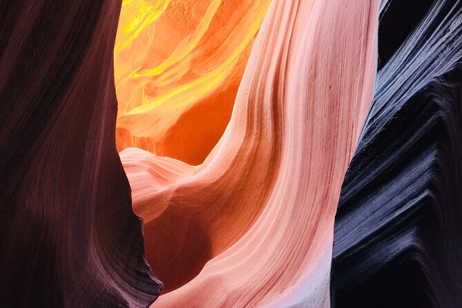 Lower Antelope Canyon Tour - What to wear and bring for ladders and tight spaces