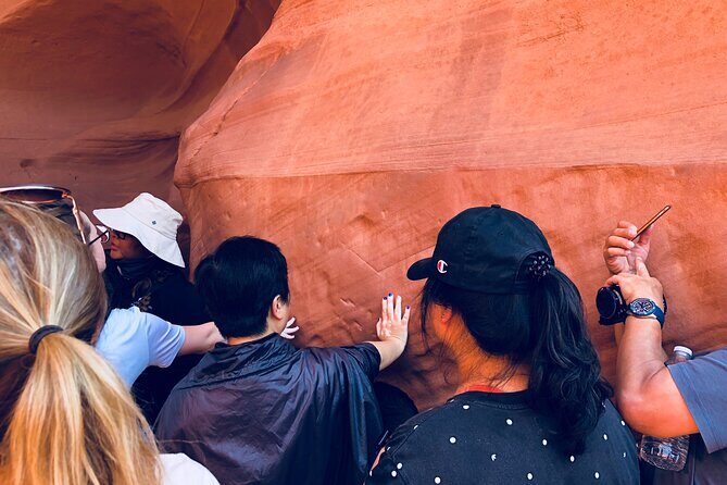 PAGE: Antelope Canyon Tour Tickets with Local Navajo Guide - When things go off track: meeting point mix-ups
