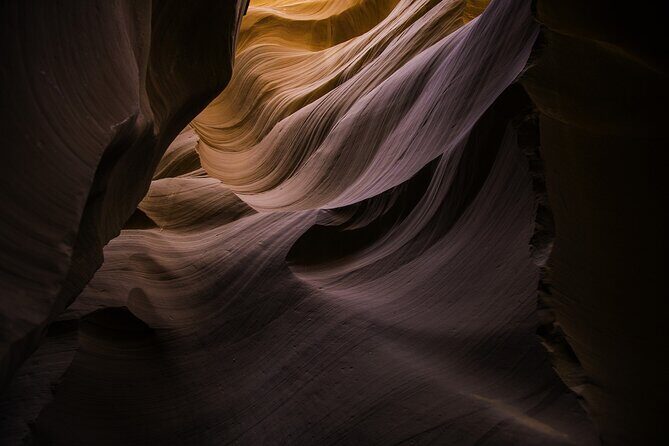 Page: Lower Antelope Canyon Prime Time Entry with Navajo Guide - How a Navajo guide changes what you notice