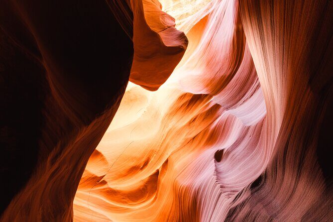 Page Secret Antelope Canyon - The 25–30 Minute 4x4 Ride Through Navajo Nation Dirt Roads
