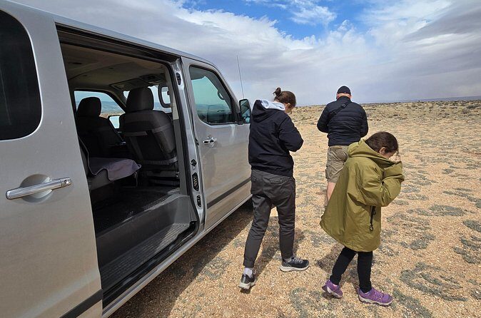 Picnic at East Grand Canyon Tables and Chairs Privided No Crowds - Should You Book This East Grand Canyon Navajo Tour?