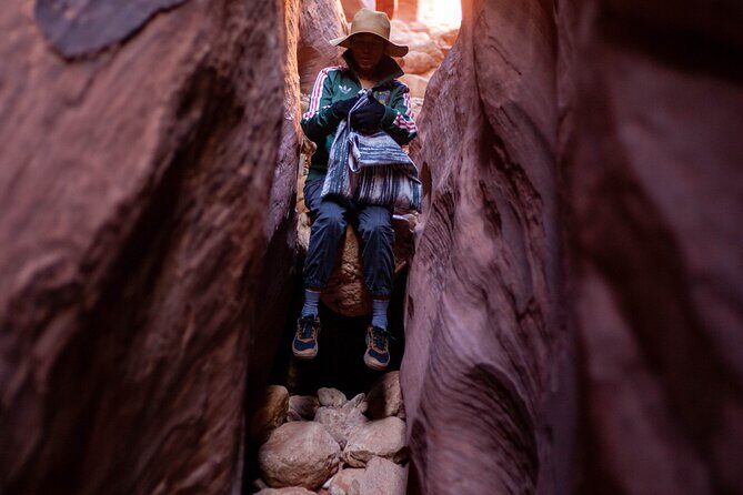 Private Guided Buckskin Gulch Tour Via Wire Pass - The main event: hiking Wire Pass into Buckskin Gulch