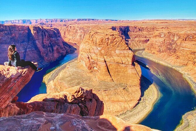 Small-Group Lower Antelope Canyon & Horseshoe Bend Tour w/ Lunch - Lower Antelope Canyon: what you’ll actually experience with a Navajo guide