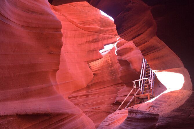 Upper and Lower Antelope Canyon with Horseshoe Bend Hiking Tour - Upper Antelope Canyon on Navajo land: check-in time and guided pacing
