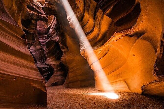 Upper Antelope Canyon Admission Ticket (Antelope Canyon Tours) - Group Size, Timing, and the Reality of Being in a Famous Place
