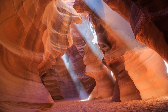 Upper Antelope Canyon & Horseshoe Bend Tour from Las Vegas - Key things that make this Antelope Canyon + Horseshoe Bend tour work
