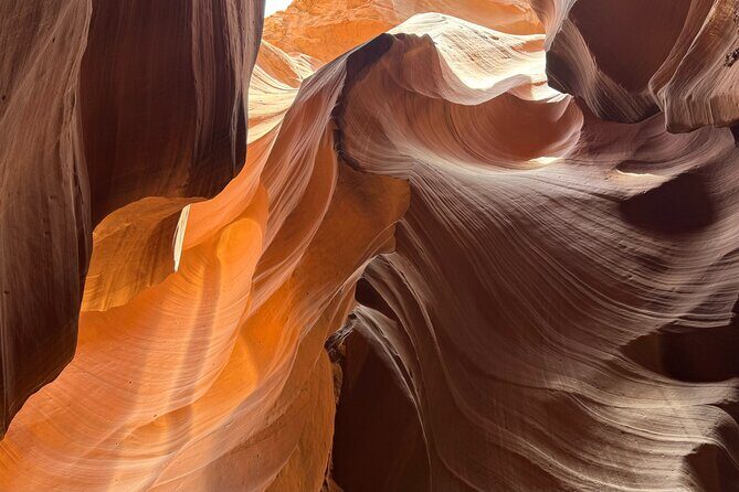 Upper Antelope Slot Canyon Guided Tour - The main stop: walking into Upper Antelope Canyon