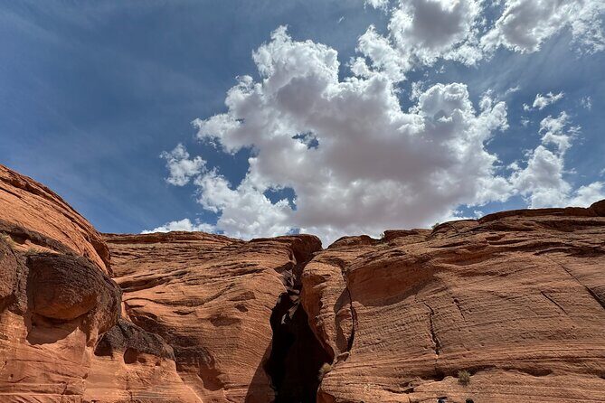 Upper Antelope Slot Canyon Guided Tour - What to bring: bags, hydration, and safety rules