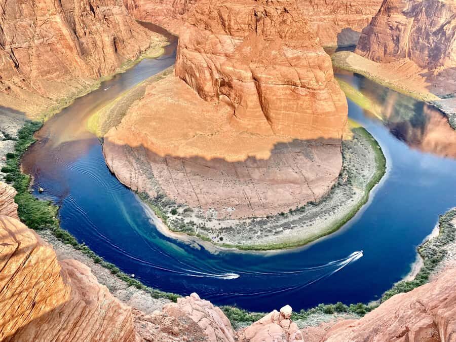 Vegas: Lower Antelope Canyon, Horseshoe Bend, Lunch and WiFi - From Treasure Island to Page: the comfort factor that actually matters