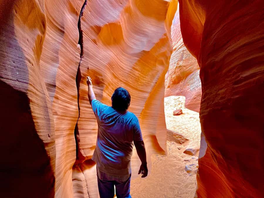 Vegas: Lower Antelope Canyon, Horseshoe Bend, Lunch and WiFi - Who should book this day trip, and who should skip it